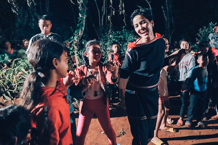 Sau khi đoạt vương miện Hoa hậu Hoàn vũ Việt Nam 2017, H’hen Niê lọt top 5 Hoa hậu Hoàn vũ Thế giới 2018. Ảnh: BTC