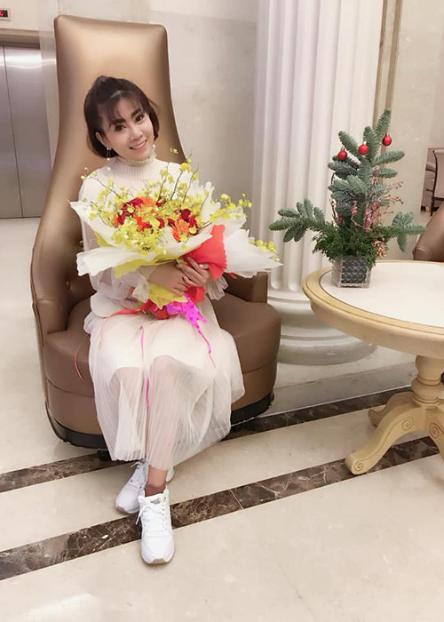Mai Phương đã tham gia một số hoạt động nghệ thuật nhưng vẫn đặt việc dưỡng bệnh lên hàng đầu.