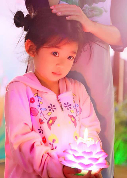 Khi còn mặn nồng, Mai Phương và Phùng Ngọc Huy có cô con gái chung là bé Lavie. Hiện tại, dù không còn gắn bó với Mai Phương nhưng Phùng Ngọc Huy vẫn quan tâm đến tình cũ, đặc biệt khi cô phát hiện bị ung thư phổi.