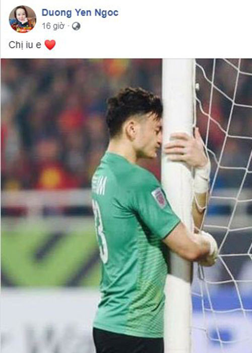 Dương Yến Ngọc nhắn nhủ Đặng Văn Lâm: "Chị yêu em". 