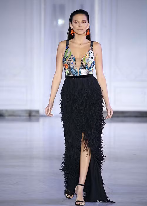 Vóc dáng của tân Hoa hậu Siêu quốc gia hoàn hảo khiến người đối diện khó rời mắt.