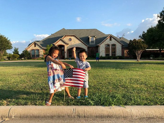 Các nghệ sĩ khi đến Mỹ luôn coi căn nhà đáng yêu này như tổ ấm của mình.