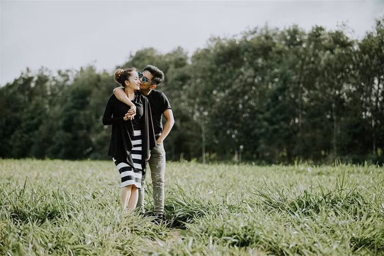 Cặp đôi dành thời gian nghỉ ngơi bên nhau mà không vướng bận con cái.