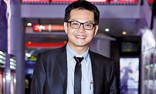 Trung Hieu sap ket hon, khan gia to mo danh tinh vo sap cuoi