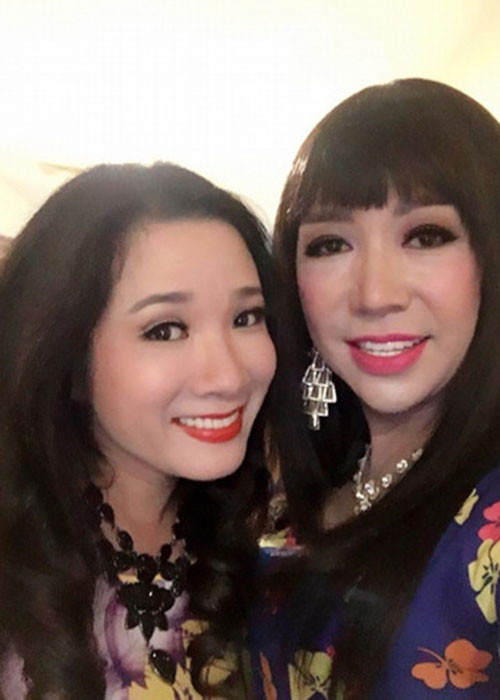 Hình ảnh Long Nhật giả gái xinh không kém Thanh Thanh Hiền. Ảnh: Dân Việt