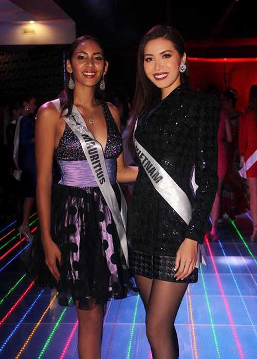 Người mẫu Minh Tú hiện nỗ lực kêu gọi người hâm mộ ủng hộ, bình chọn.