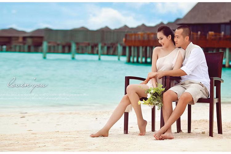 Ngọc Thạch là một trong những người bạn thân của Ngọc Trinh. Năm 2013, Ngọc Thạch kết hôn với chàng thiếu gia Hà Nội - Đỗ Bình Dương.