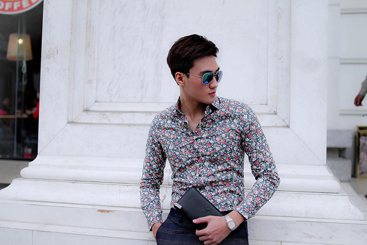 Sau khi đạt danh hiệu Top 10 Hot Face Việt Nam 2017, Mạc Trung Kiên trở thành đại diện Việt Nam tại cuộc thi Mister Global 2018.