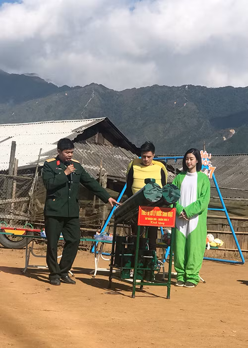 Thôn Cu Vai vốn là nơi Đỗ Mỹ Linh thực hiện dự án nhân ái gây được tiếng vang tại cuộc thi Hoa hậu Thế giới 2017.