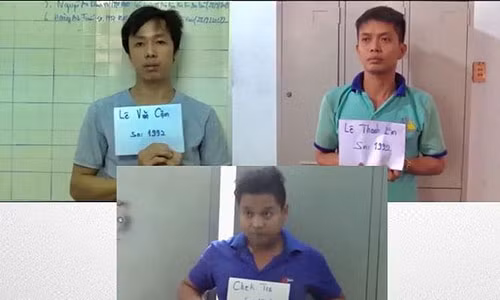 Bi danh hoi dong den chet khi di giai quyet mau thuan cho vo