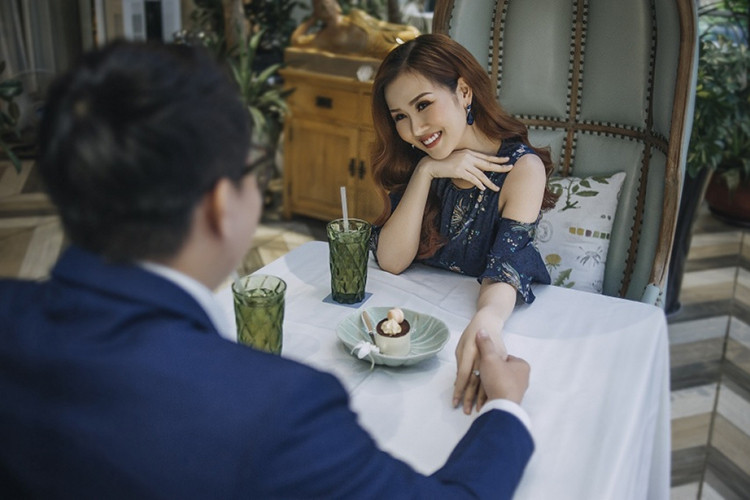 Võ Hạ Trâm đã giấu mặt và danh tính bạn trai với công chúng. Ảnh: Thế giới điện ảnh