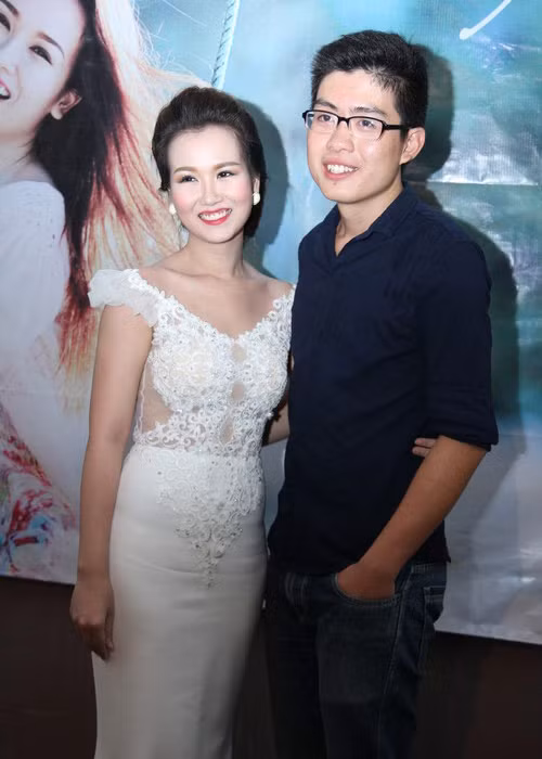 Khi tham gia chương trình Gương mặt thân quen 2016, Võ Hạ Trâm chia tay bạn trai nhiếp ảnh gia. Ảnh: Khám phá