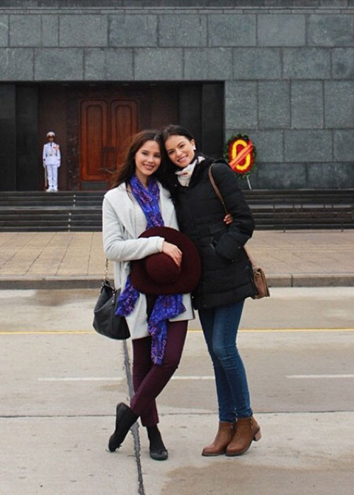 Năm 2015, khi đến Việt Nam nghỉ dưỡng, Catriona đã chọn khám phá Hà Nội và Hạ Long.