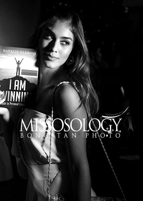 Hiện, cô là sinh viên ngành truyền thông tại một đại học ở Miami, Mỹ.