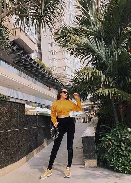 Trà Ngọc Hằng chia sẻ thêm khi con gái cứng cáp sẽ trở lại hoạt động nghệ thuật.