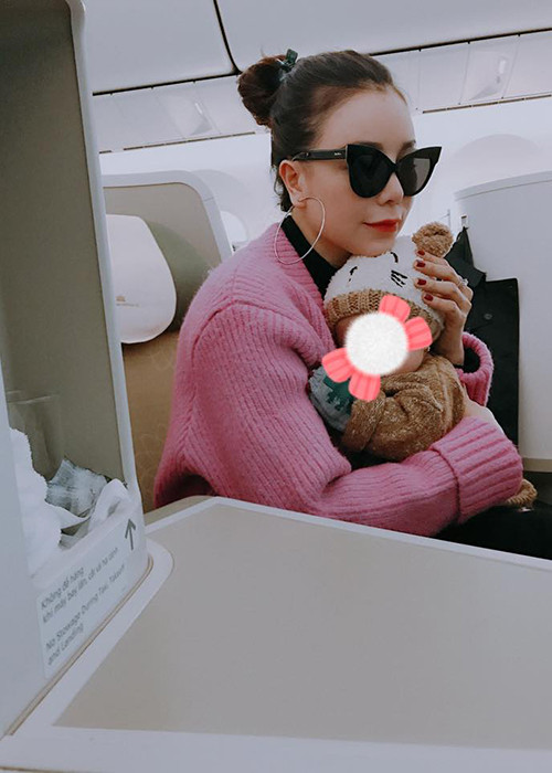 Trà Ngọc Hằng cảm ơn con gái đã đến với thế giới của mình.