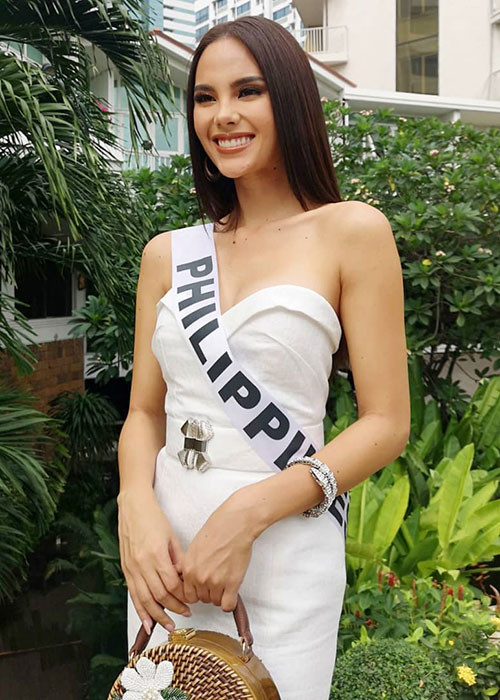 Catriona trở nên quyến rũ, thanh lịch hơn so với thời điểm tham gia Hoa hậu Thế giới 2016.