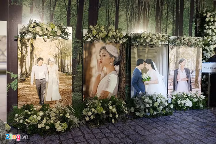 Cặp đôi chọn Pháp là nơi chụp bộ ảnh cưới. Ảnh: Zing