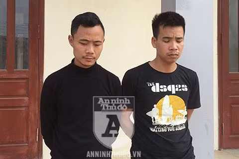 Hy huu: Re quy 6 lan dot nhap nha me vo trom tien vang