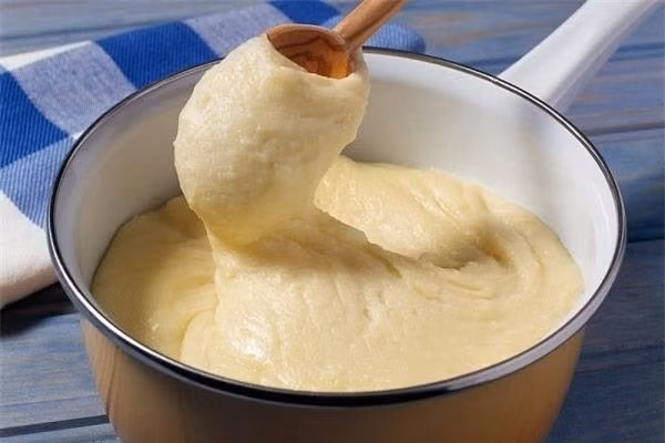 Mặt nạ bia - khoai tây sẽ đem đến cho làn da khô sức sống mới.