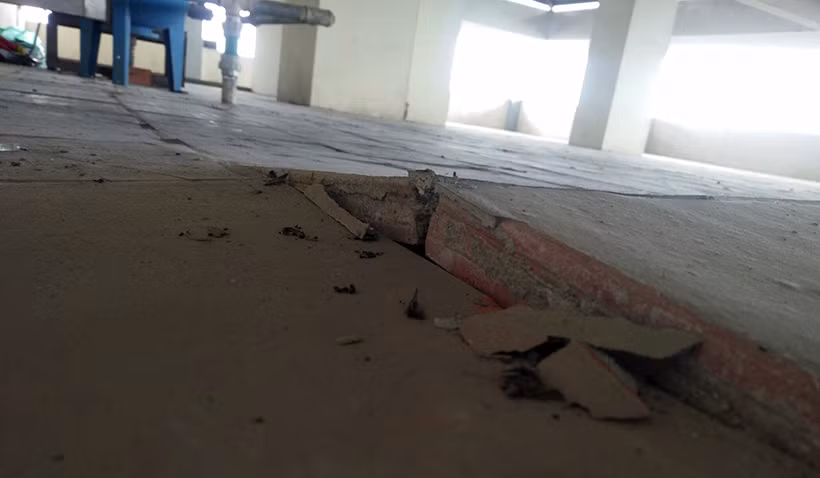 Ngày 28/3, thông tin với Kiến Thức, một lãnh đạo Phòng Cảnh sát PCCC số 3 Hà Nội cho biết, trong quá trình vận hành sử dụng, chủ đầu tư không bảo trì, sửa chữa bảo dưỡng hệ thống phòng cháy chữa cháy của chung cư định kỳ dù liên tục bị nhắc nhở. Thậm chí, khi lập biên bản vi phạm vào ngày 20/3/2018, đại diện chủ đầu tư còn không chịu ký vào biên bản. ( Xem thêm >> Cháy chung cư ở Mỹ Đình: Chủ đầu tư không sửa hệ thống PCCC)