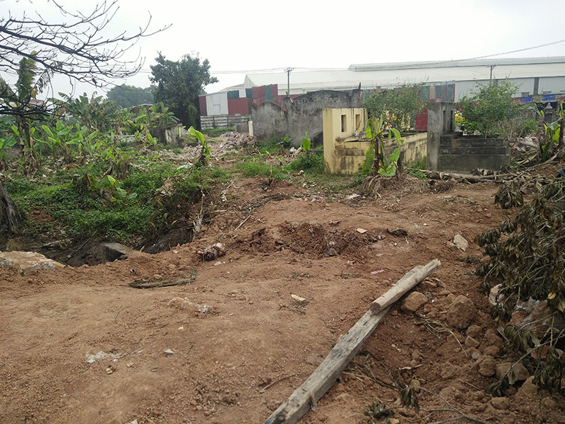 Khu vực nghĩa trang nằm trong diện giải phóng mặt bằng để thực hiện dự án.