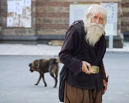 Dù chỉ là một người ăn xin, thế nhưng mọi người biết đến ông Dobri đều yêu mến và kính trọng ông lão tốt bụng.