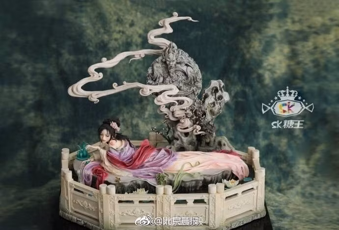 Các tác phẩm của Chu Nghị đều rất sống động, chân thực. Giống như chiếc bánh mỹ nhân này, người xem chỉ muốn ngắm mãi, không dám động chạm.