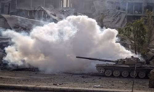 Anh: Quan Syria tan cong du doi khung bo o Dong Damascus