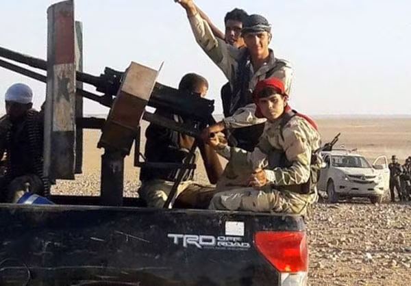 Anh: Quan doi Syria thang lon tren duong giai phong Deir Ezzor-Hinh-7