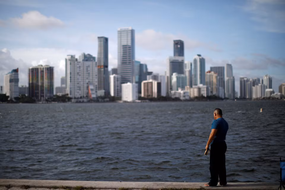 Dan California cuong cuong tranh bao Irma-Hinh-6