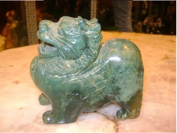 Con tỳ hưu bằng ngọc phỉ thúy được đánh giá là quý giá bậc nhất thế gian.