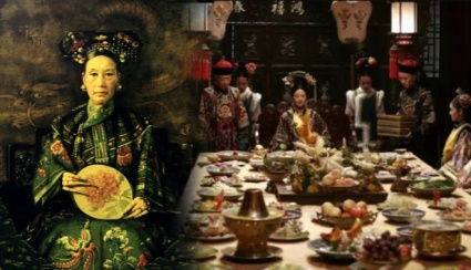 Mỗi bữa ăn của bà có hơn một trăm món ăn, mỗi món bà chỉ ăn một miếng và không đụng đũa lần thứ hai.