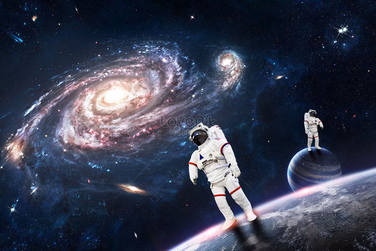 Các nguy cơ trong không gian bao gồm va chạm với bụi vũ trụ và tiểu hành tinh, tác động của tia gamma, lỗ đen và nguy cơ nhiễm virus ngoài hành tinh.