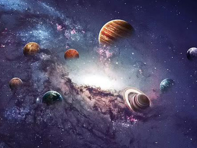 Các vấn đề tâm lý và thể chất của con người cũng cần được xem xét trong việc di cư giữa các vì sao, bao gồm căng thẳng, cô đơn và sự thích nghi với môi trường không gian.