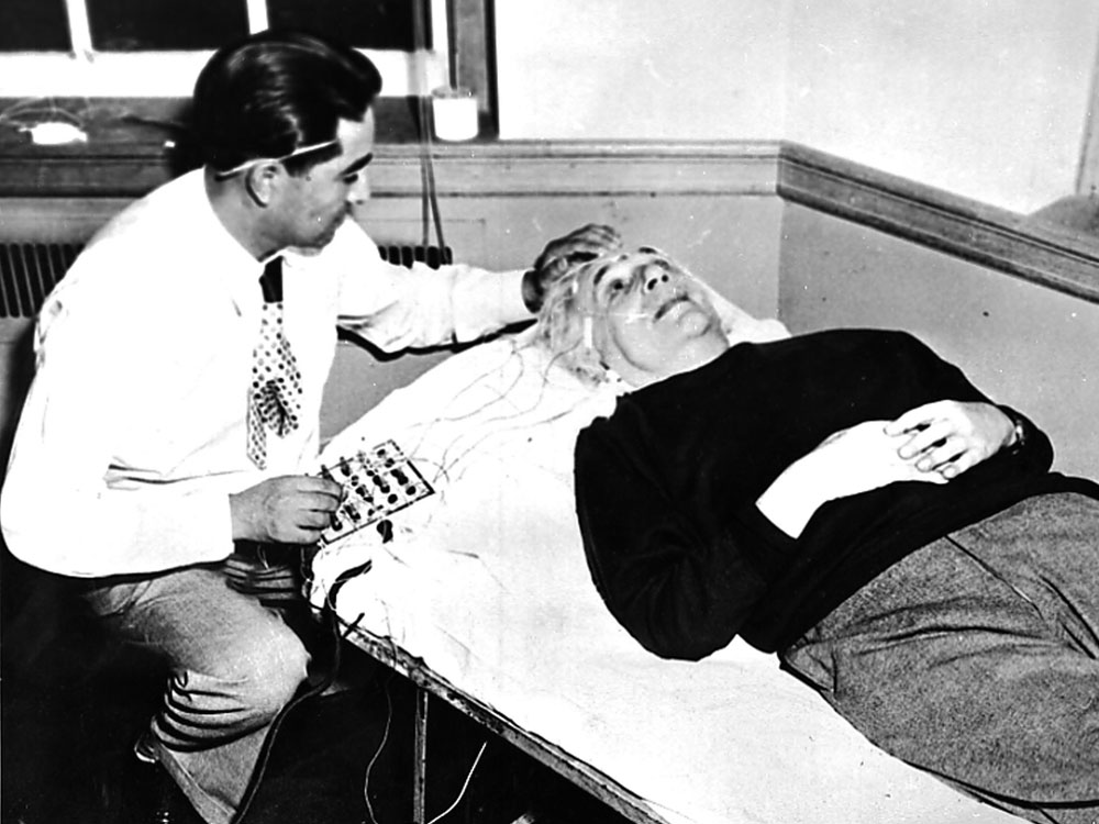 Nhiều bên yêu cầu Harvey giao nộp bộ não, nhưng ông từ chối. Harvey đã mất giấy phép hành nghề y và không thể hợp tác với các nhà khoa học để nghiên cứu bộ não này.