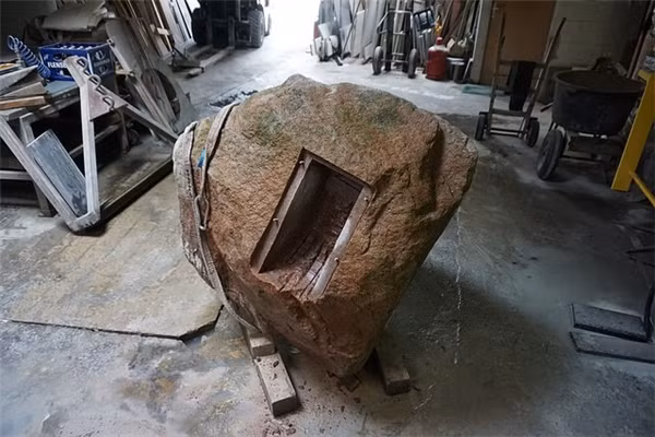 Ý tưởng này xuất phát từ một loại bếp cổ không sử dụng điện được cung cấp nhiệt từ lửa.