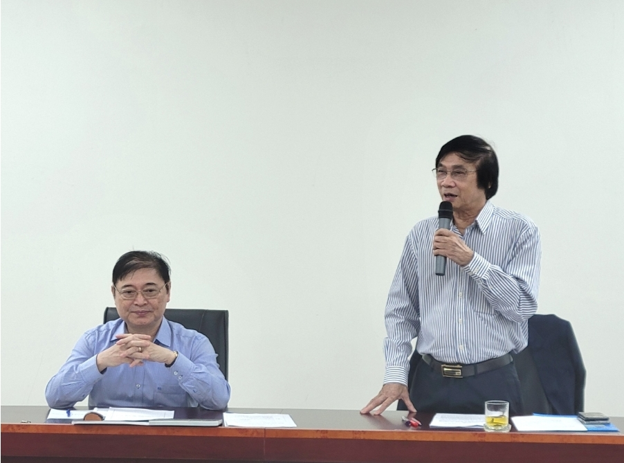 Chu tich Phan Xuan Dung lam viec voi Hoi Quy hoach Phat trien do thi Viet Nam-Hinh-3