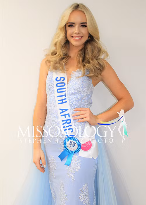 Tayla Skye Robinson là niềm hy vọng của khán giả Nam Phi. Tại cuộc thi Hoa hậu Quốc tế năm nay, cô được đánh giá cao các kỹ năng nói trước đám đông.