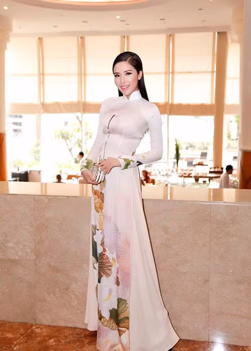 Người đẹp đến từ Nha Trang luôn tránh xa ồn ào thị phi và giữ hình ảnh sạch scandal kể từ khi bước chân vào làng giải trí.