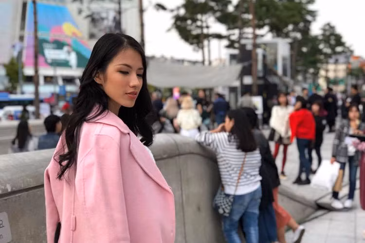 Trước Hoa hậu Hoàn vũ Việt Nam 2017, Tuyết Trang từng lọt vào top 10 cuộc thi Nữ sinh viên Việt Nam duyên dáng 2013. Ảnh: FBNV