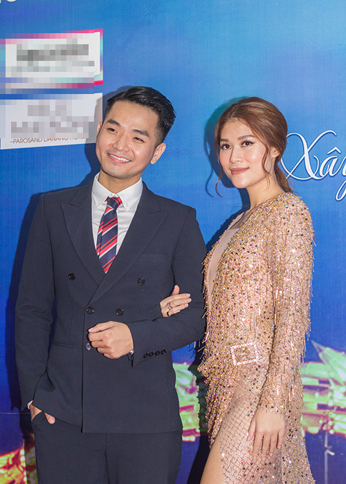 Ngọc Thanh Tâm sánh đôi cùng Phạm Hồng Phước. Cả hai là diễn viên phim “Đảo của dân ngụ cư”.