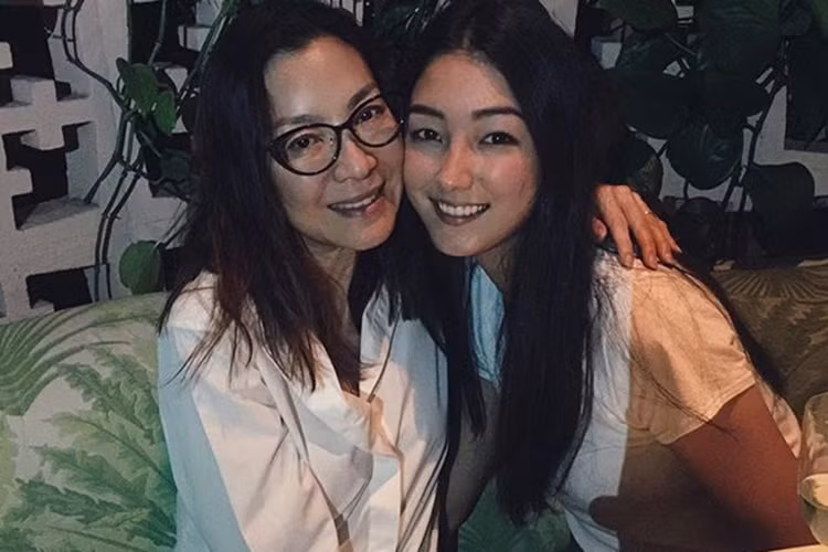 Sau bộ phim “Ngọa hổ tàng long – Thanh kiếm định mệnh”, Lưu Thừa Vũ bắt đầu có mối quan hệ thân thiết với Dương Tử Quỳnh.