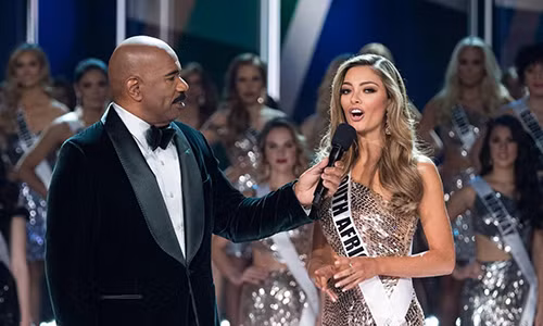 Nguoi dep Nam Phi dang quang Hoa hau Hoan vu The gioi 2017