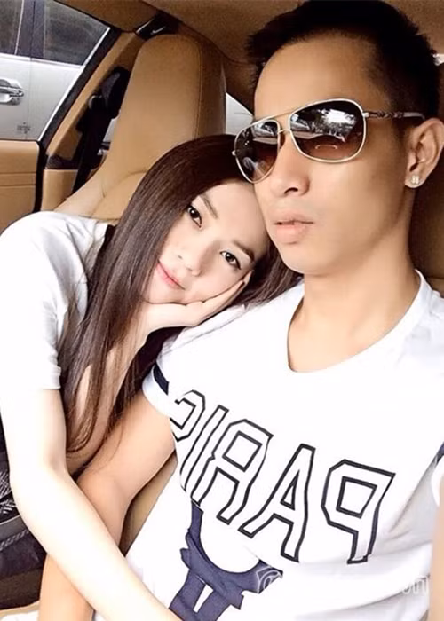 Tháng 9/2015, vợ chồng Thu Thủy bất ngờ vướng tin đồn ly hôn. Cư dân mạng đặt nghi vấn sau những status tâm trạng mà nữ ca sĩ đăng tải trên trang cá nhân. Ảnh: FBNV