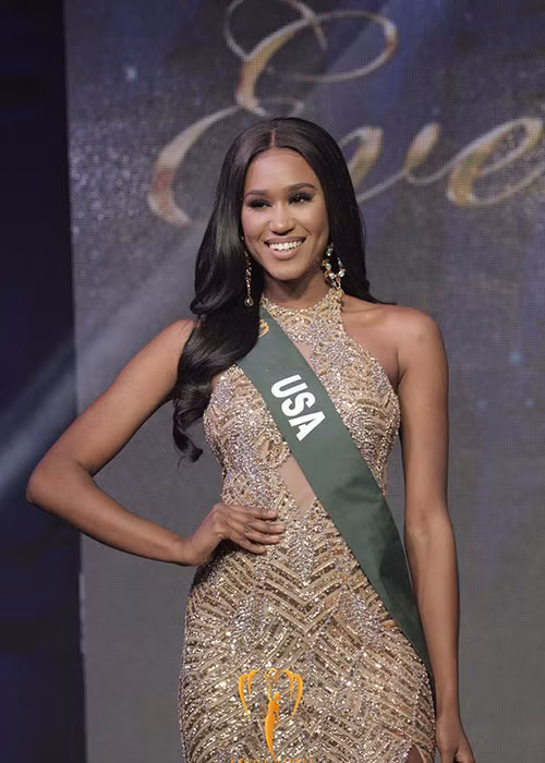 Top 8 cuộc thi Hoa hậu Trái đất 2017 được Missosology dự đoán còn gồm Andreia Gibau. Đại diện của Mỹ là thí sinh có gương mặt đẹp nhất đồng thời có kỹ năng giao tiếp và catwalk tốt.