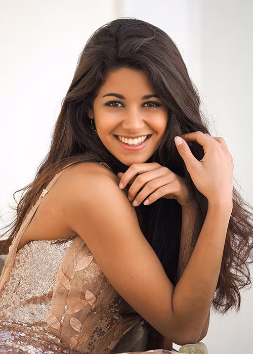 Chiến thắng ở vòng thử thách đối đầu, đại diện Pháp - Aurore Kichenin lọt thẳng top 40 chung cuộc. Người đẹp 22 tuổi còn được dự đoán đoạt vương miện.