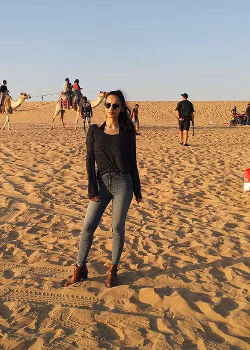 Tân Hoa hậu Thế giới còn thích đi du lịch. Cô đã đặt chân đến nhiều vùng đất ở Ấn Độ và các nước khác.