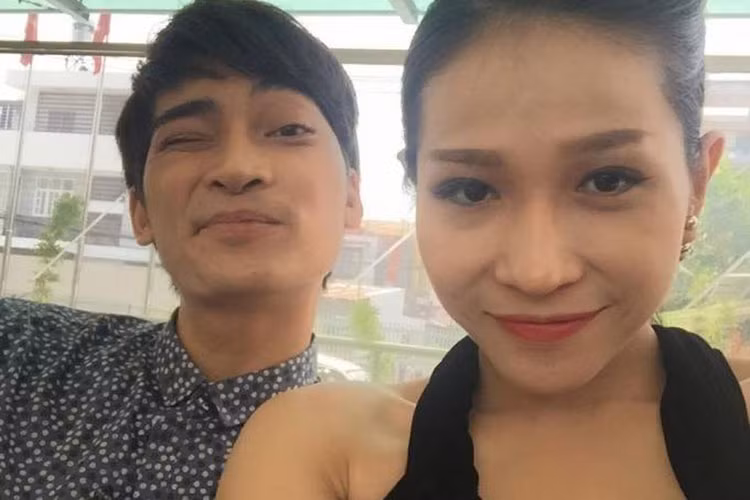 Khi công khai hẹn hò Khương Ngọc, Khả Như dính nghi vấn là người thứ ba xen vào phá vỡ chuyện tình của Khương Ngọc và Thanh Trúc. Tuy nhiên, Khả Như một mực phủ nhận tin đồn.