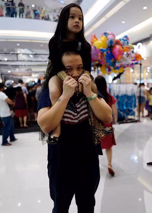 Ông bầu Quang Huy gửi lời chúc mừng sinh nhật lần thứ 5 đến cô con gái đầu lòng.